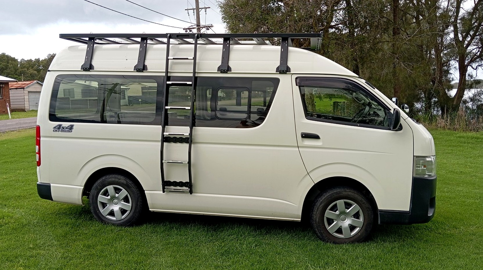 Ozroofracks | Toyota Hiace Roof Racks